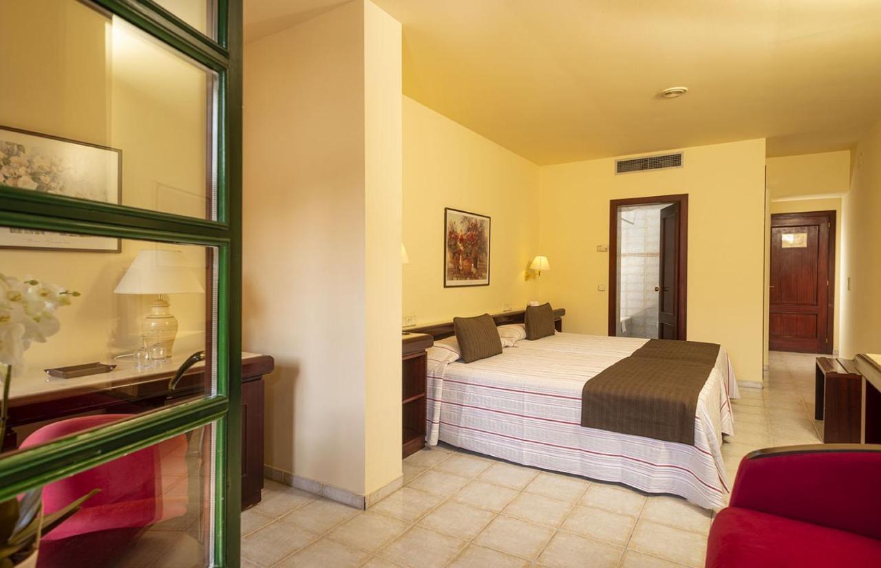 Hotel Guitart Rosa - Adults Only 3*